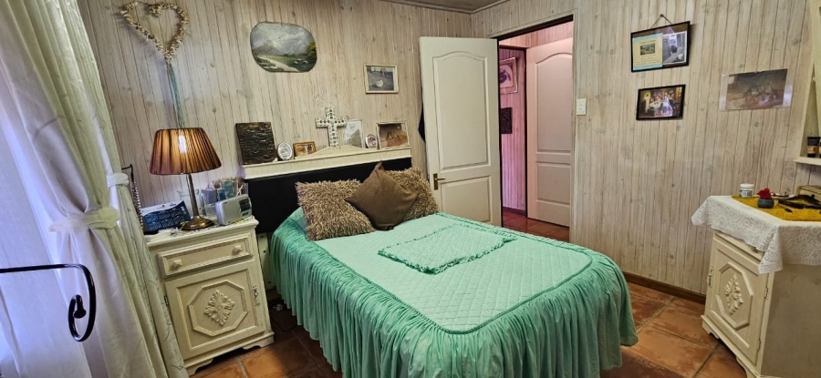 1 Bedroom Property for Sale in De Kelders Western Cape